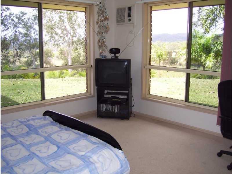 1377 Yakapari Seaforth Road, Mount Jukes QLD 4740