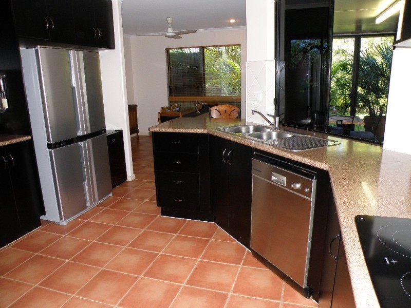 6 Glamis Court, Mackay QLD 4740