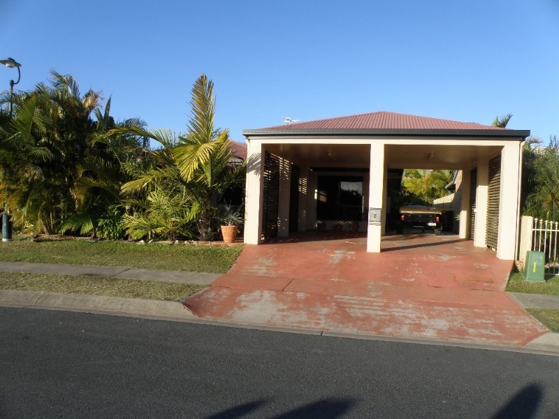 6 Glamis Court, Mackay QLD 4740