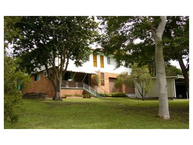 82 Range Road, Sarina QLD 4737