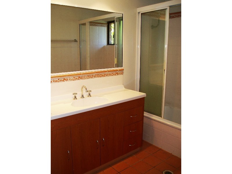 1 Cedar Court, Eimeo QLD 4740