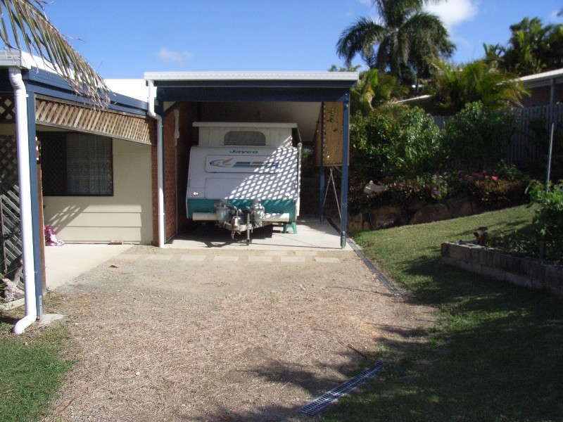 6 Lyn Court, Beaconsfield QLD 4740