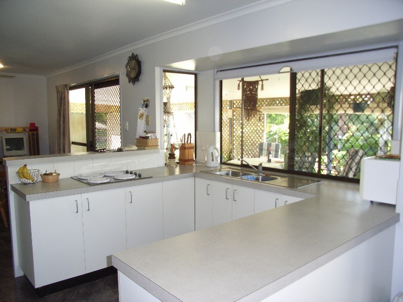 6 Lyn Court, Beaconsfield QLD 4740