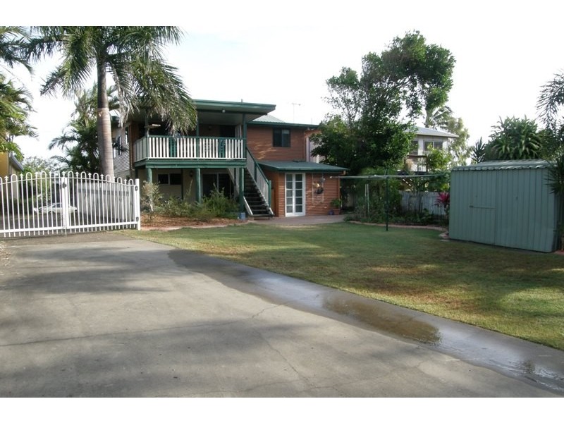 27 Denman Avenue, Shoal Point QLD 4750
