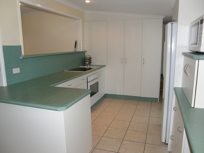 27 Denman Avenue, Shoal Point QLD 4750