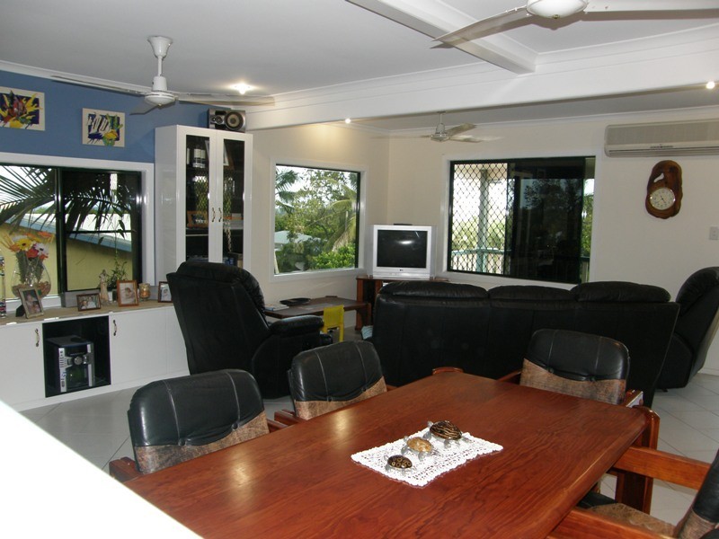 27 Denman Avenue, Shoal Point QLD 4750