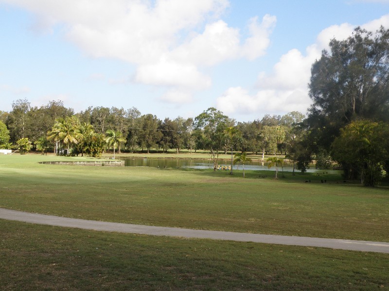 11 Douglas Crescent, Rural View QLD 4740