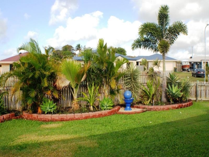 18 Dustwill Street, Eimeo QLD 4740