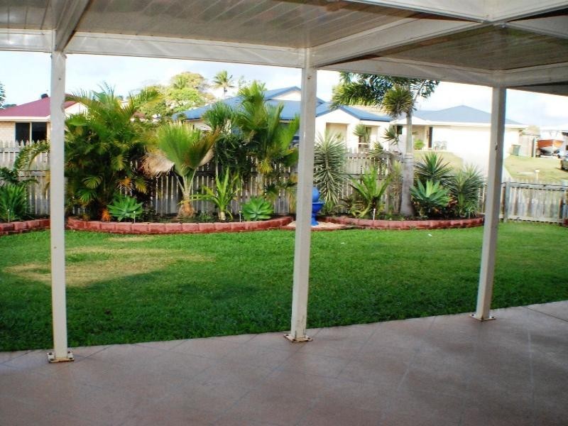18 Dustwill Street, Eimeo QLD 4740
