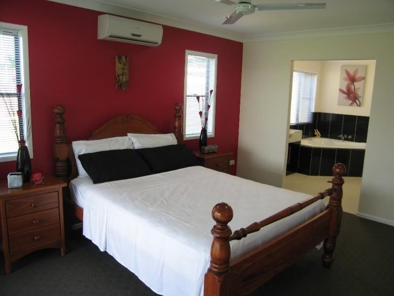 25 Monash Way, Ooralea QLD 4740