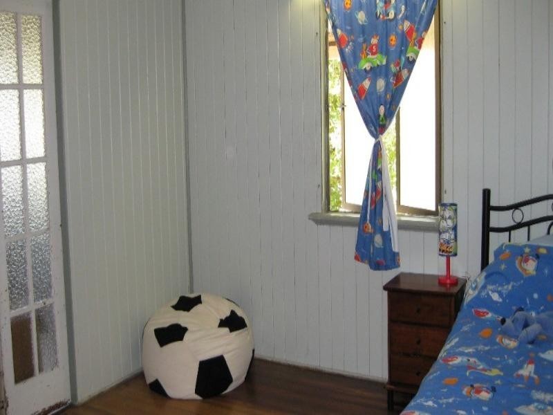 25 Beaton Street, West Mackay QLD 4740