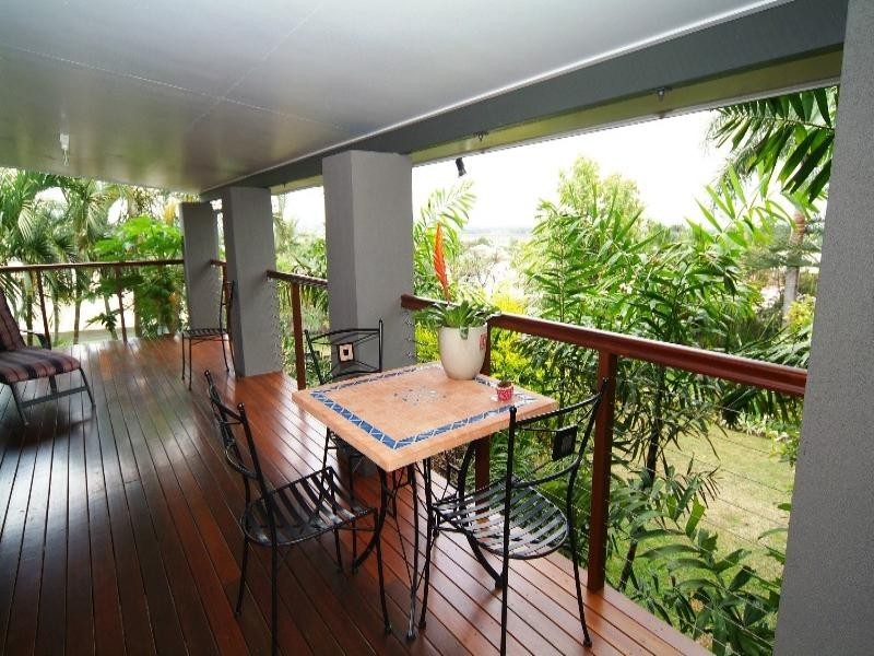 64 Eaglemount Road, Beaconsfield QLD 4740