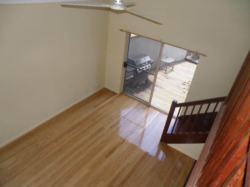 13 Whinners Court, Eimeo QLD 4740