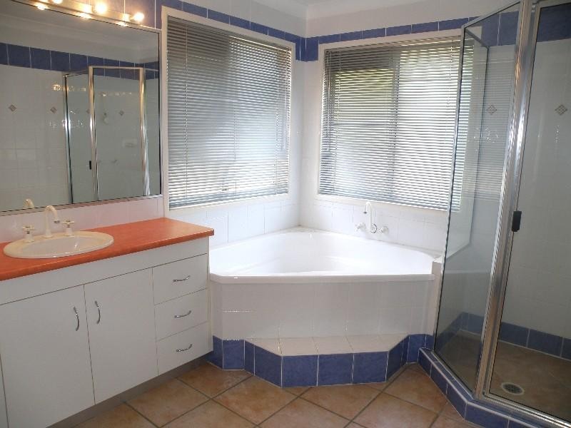 13 Whinners Court, Eimeo QLD 4740