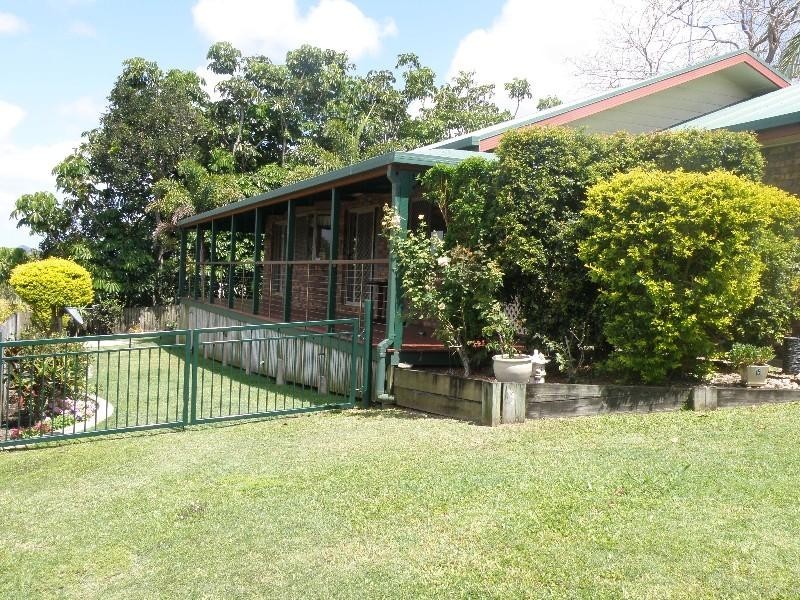 31 Murrays Road, Glenella QLD 4740