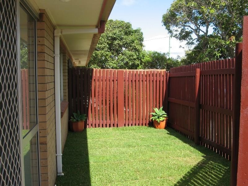 4/2 Symons Street, South Mackay QLD 4740