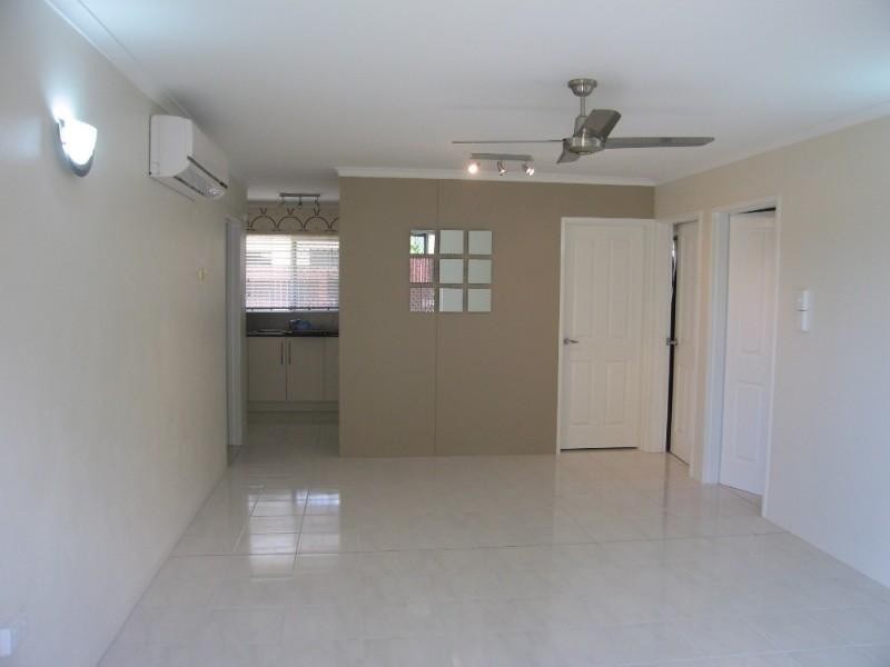 4/2 Symons Street, South Mackay QLD 4740