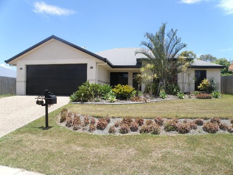 8 Wayne Court, Walkerston QLD 4751