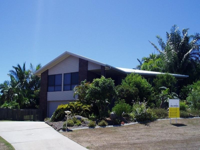 25 Danastas Avenue, Eimeo QLD 4740