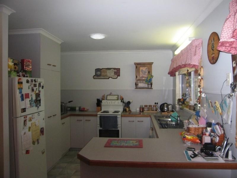 6 Scott Court, Bucasia QLD 4750
