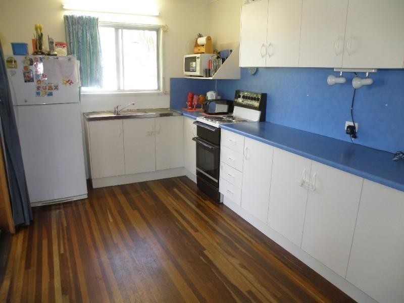 9 Leahy Street, Beaconsfield QLD 4740