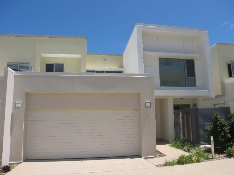 11/2 Belangason Way, Shoal Point QLD 4750