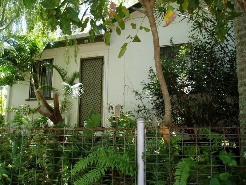 4 Pheasant Street, Slade Point QLD 4740