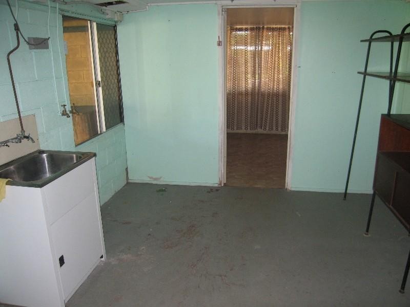 1 Currawong Street, Slade Point QLD 4740