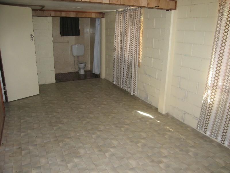 1 Currawong Street, Slade Point QLD 4740