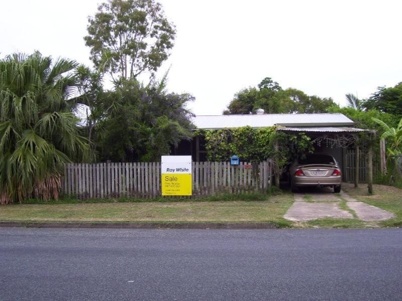 2 Kindermar Street, South Mackay QLD 4740