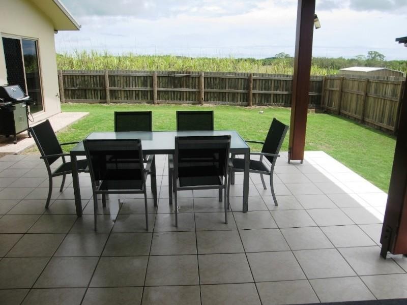 63 Gingham Street, Glenella QLD 4740