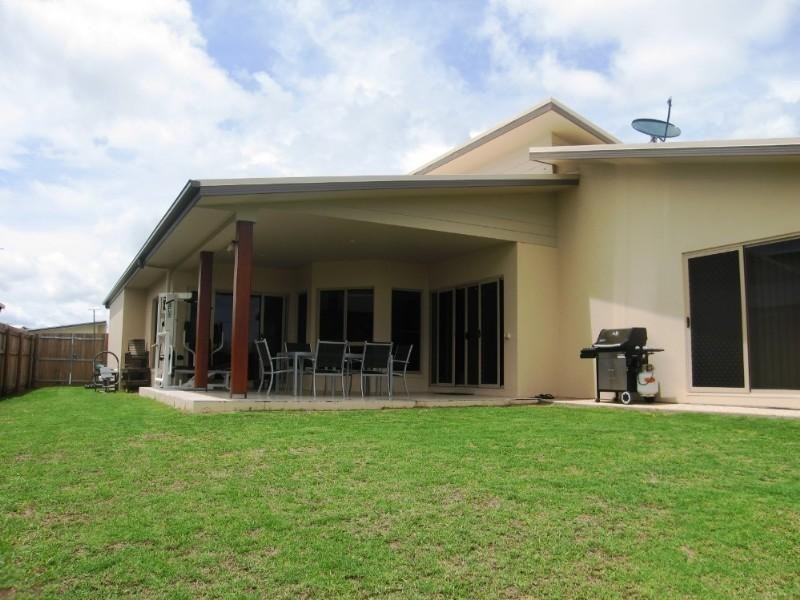 63 Gingham Street, Glenella QLD 4740