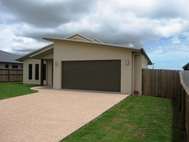 63 Gingham Street, Glenella QLD 4740