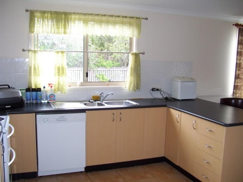 12 Ambrym Street, Calen QLD 4798