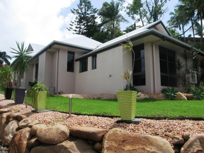 10 Clearvista Crescent, Mount Pleasant QLD 4740