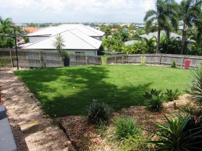 10 Clearvista Crescent, Mount Pleasant QLD 4740