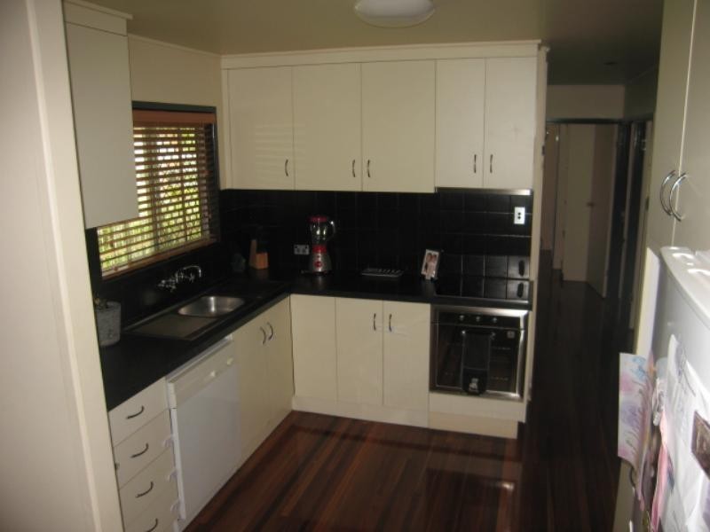 14 Pharlap Parade, Ooralea QLD 4740