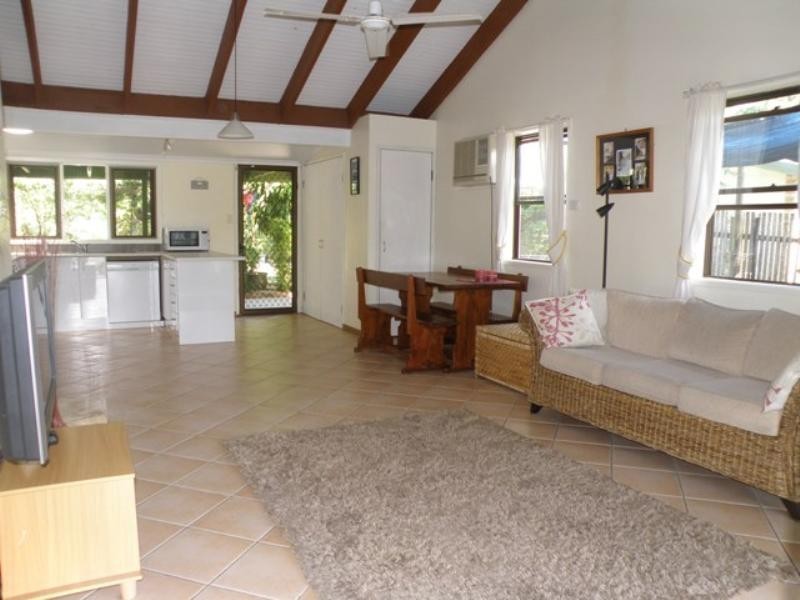 122 Shoal Point Road, Bucasia QLD 4750