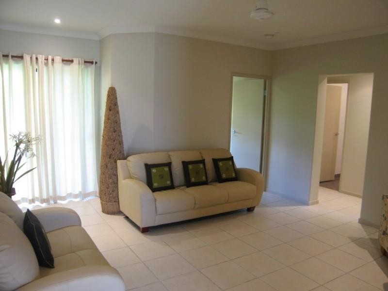 104 Binnington Esplanade, East Mackay QLD 4740