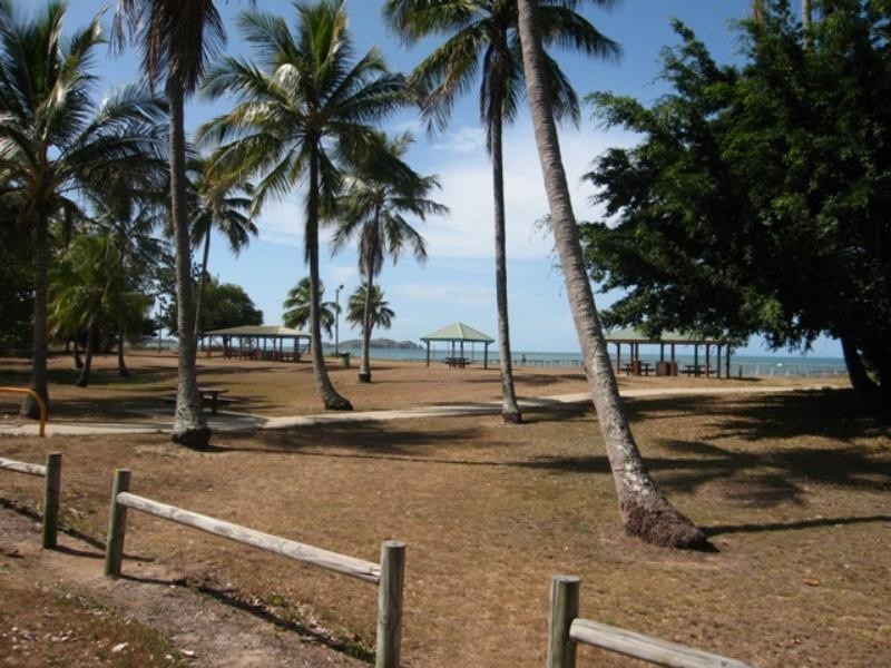 17 View Court, Mackay QLD 4740