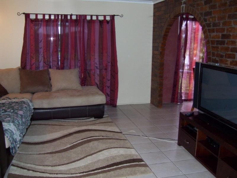 27 Ulanda Drive, South Mackay QLD 4740