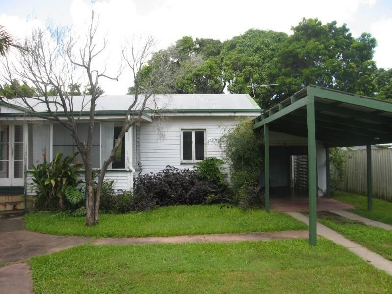 17 Paulette Street, West Mackay QLD 4740