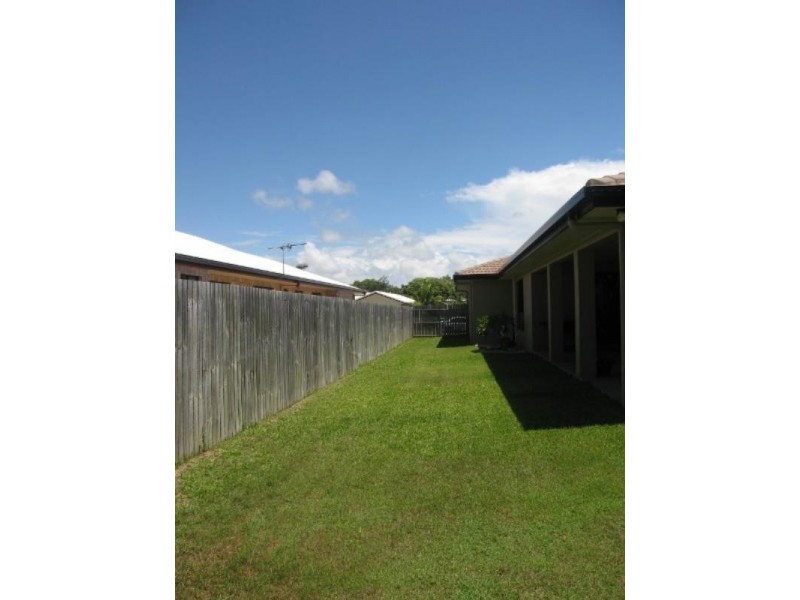 26 Michelle Crescent, Bucasia QLD 4750