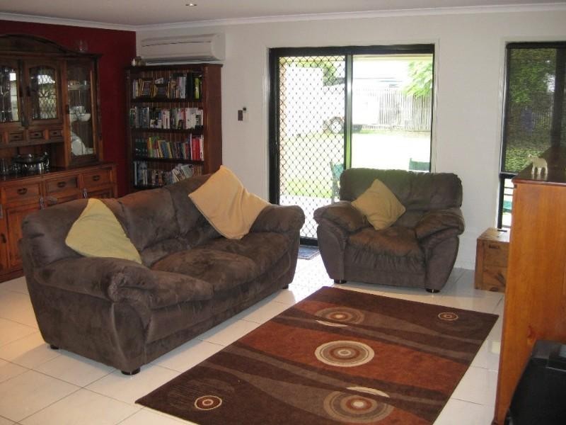 11 Wheeler Drive, Glenella QLD 4740