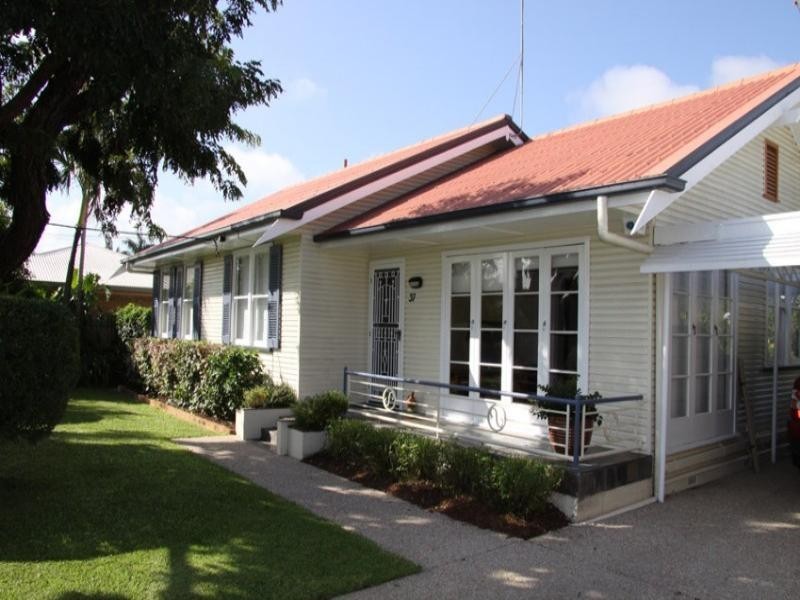 37 Donaldson Street, West Mackay QLD 4740