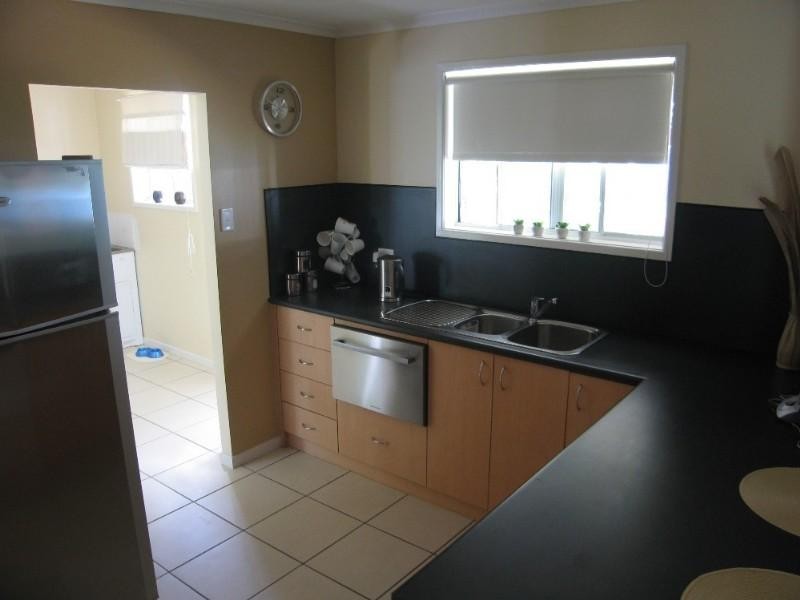 8 Forgan Street, North Mackay QLD 4740