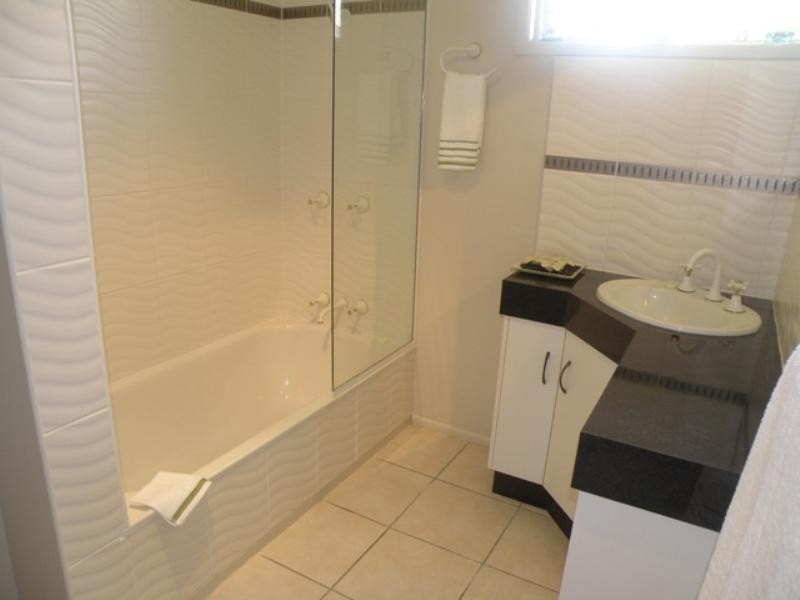 9 Peak Downs Highway, Walkerston QLD 4751