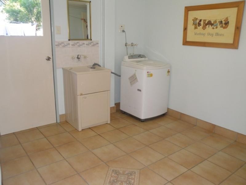 9 Peak Downs Highway, Walkerston QLD 4751