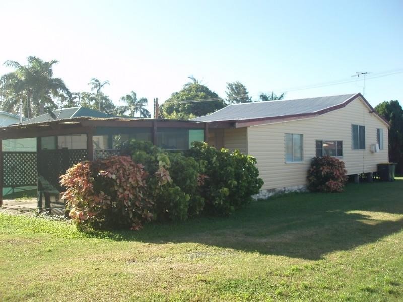 5 Pearce Street, East Mackay QLD 4740