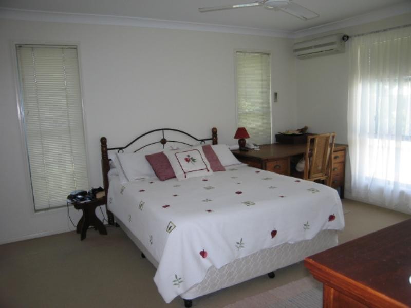 13 Admiralty Way, Bucasia QLD 4750